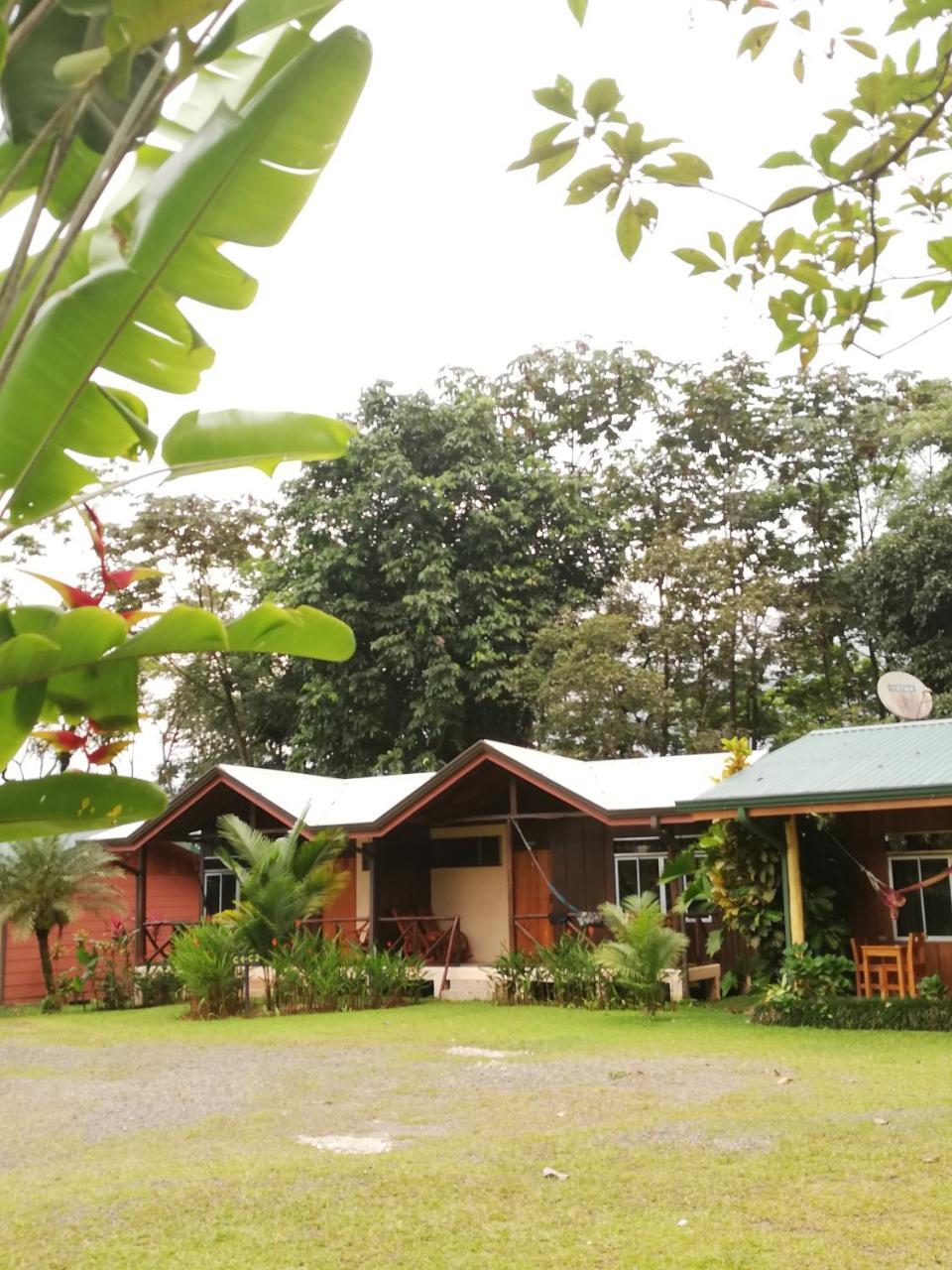Hotel Brisas Arenal La Fortuna Bagian luar foto