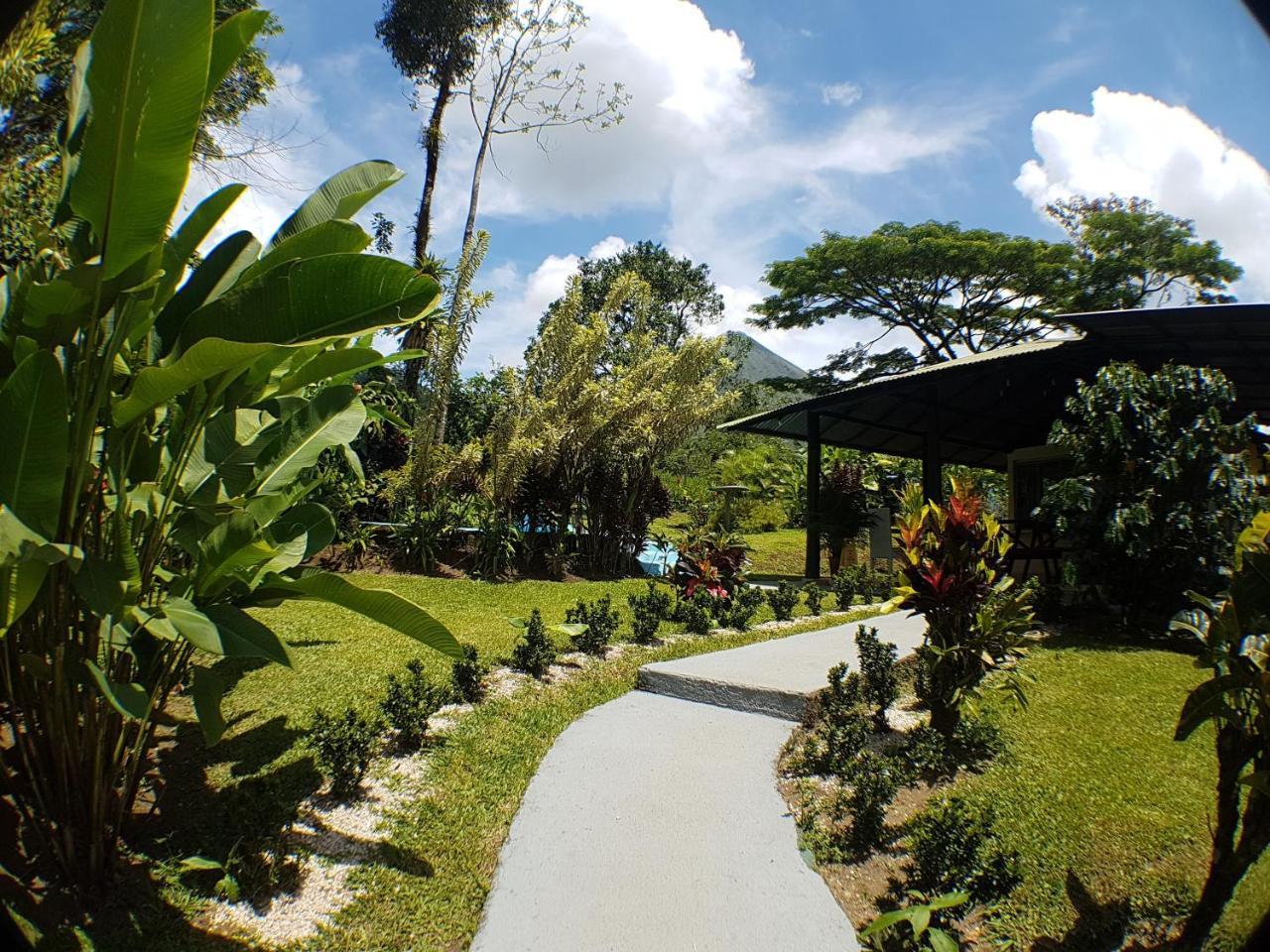 Hotel Brisas Arenal La Fortuna Bagian luar foto