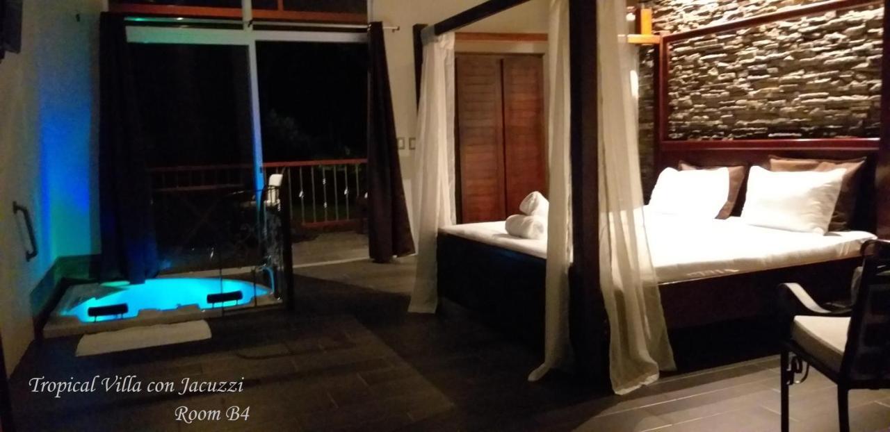Hotel Brisas Arenal La Fortuna Bagian luar foto