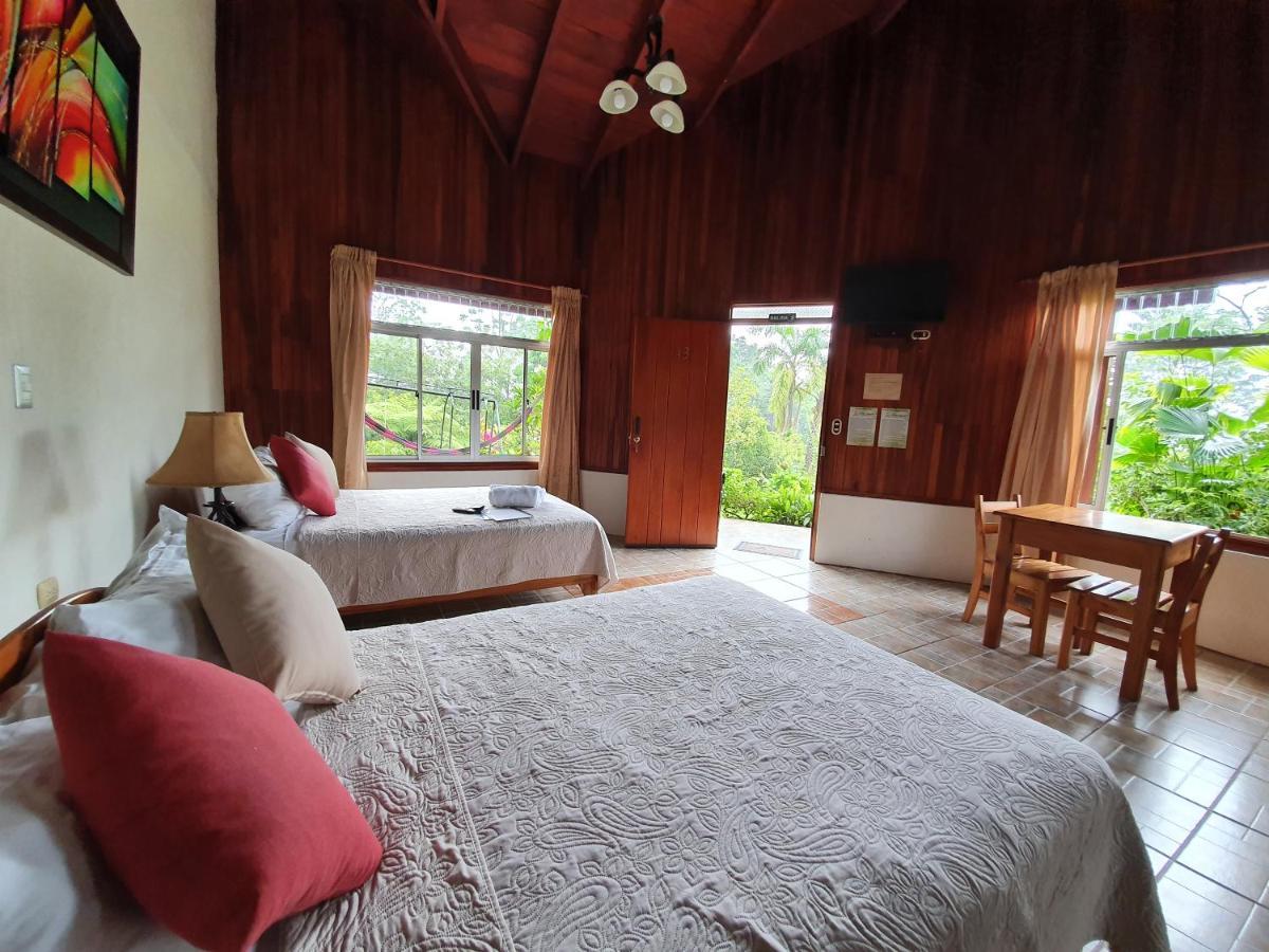 Hotel Brisas Arenal La Fortuna Bagian luar foto